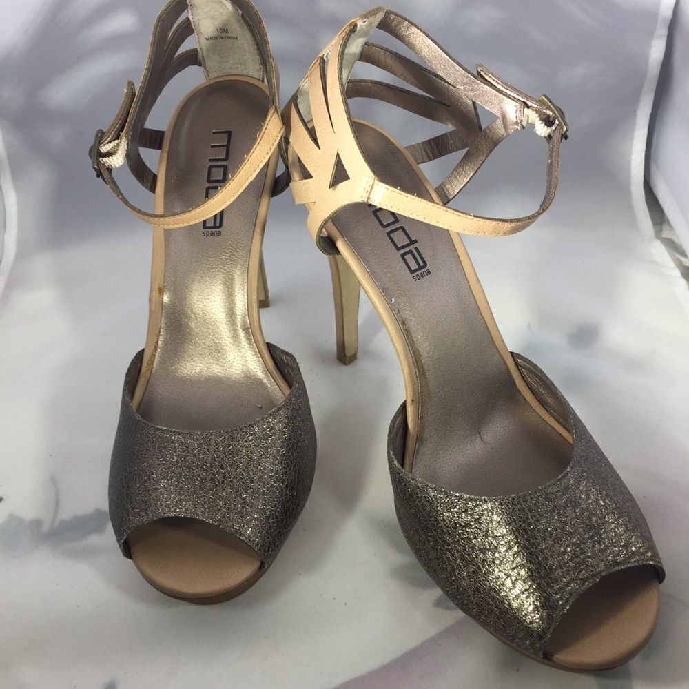 Moda Gold/Tan Stiletto Peep Toe Ankle Strap sz 10M